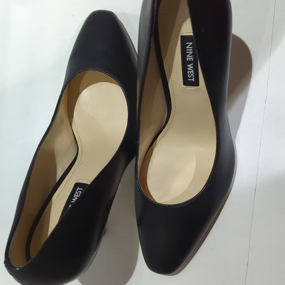 Excellent condition Pumps Nine West Black 7.5 - Picture 4 of 9